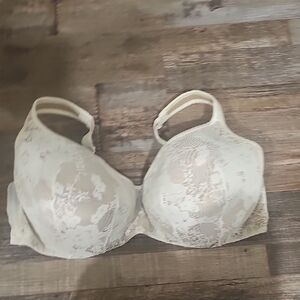 Cacique Lace Full Coverage Bra in Cream